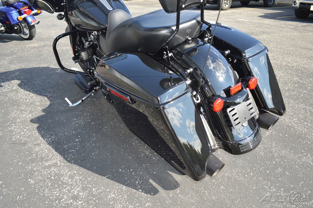 Street Glide® Special