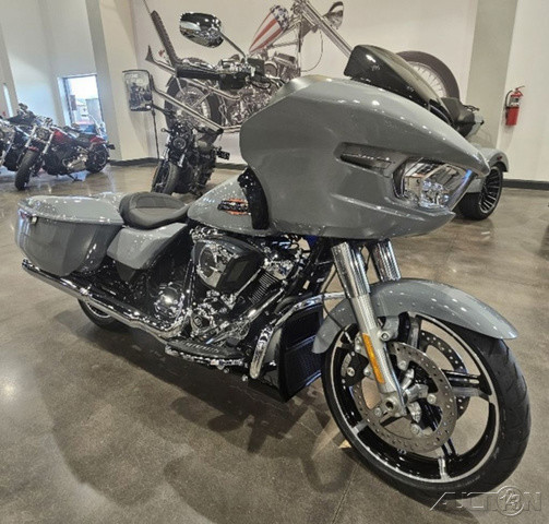 Road Glide®