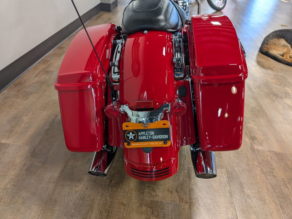 Street Glide®