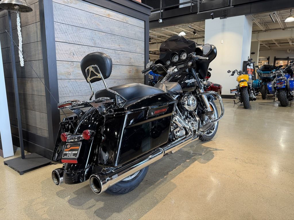 Street Glide® PowerPak