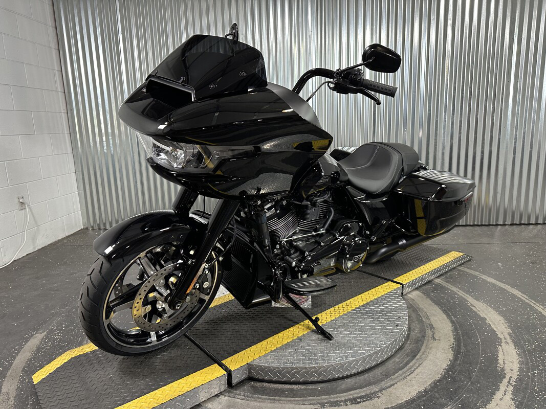 Road Glide®