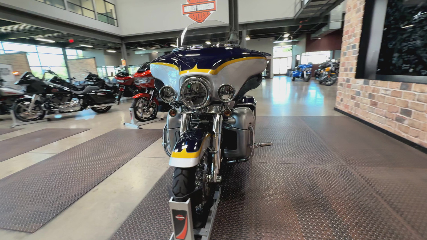 CVO® Ultra Classic® Electra Glide®