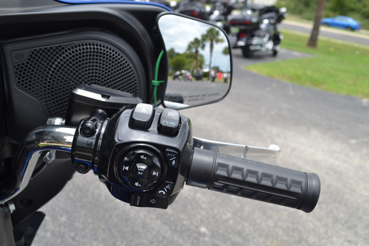 Street Glide®