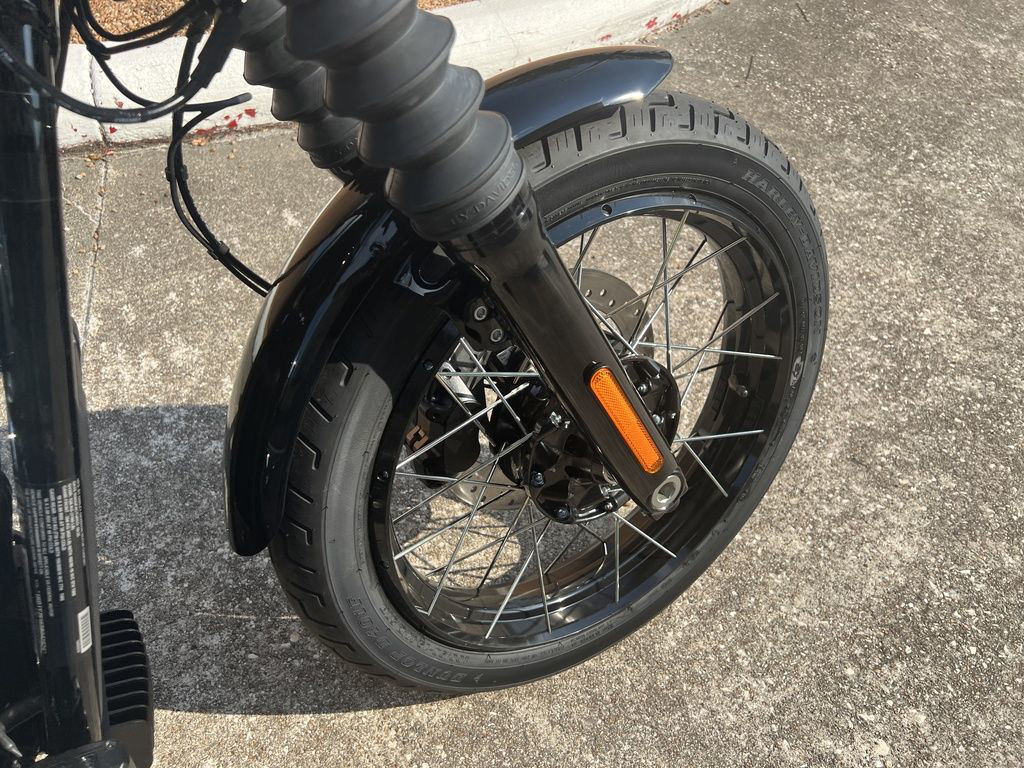 Street Bob®
