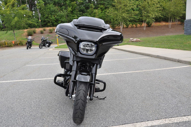 Street Glide®
