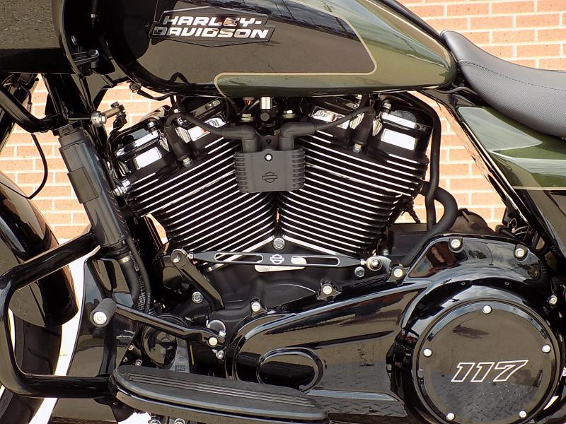 Road Glide®