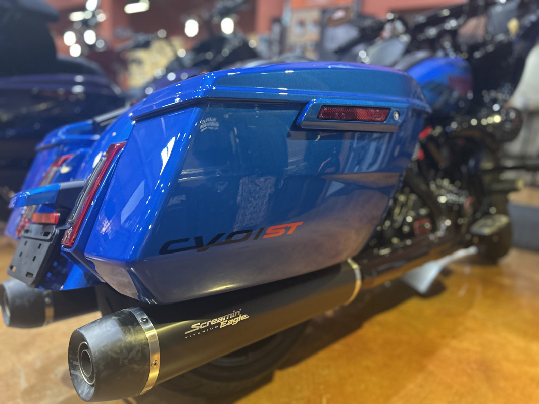 CVO® Road Glide® ST