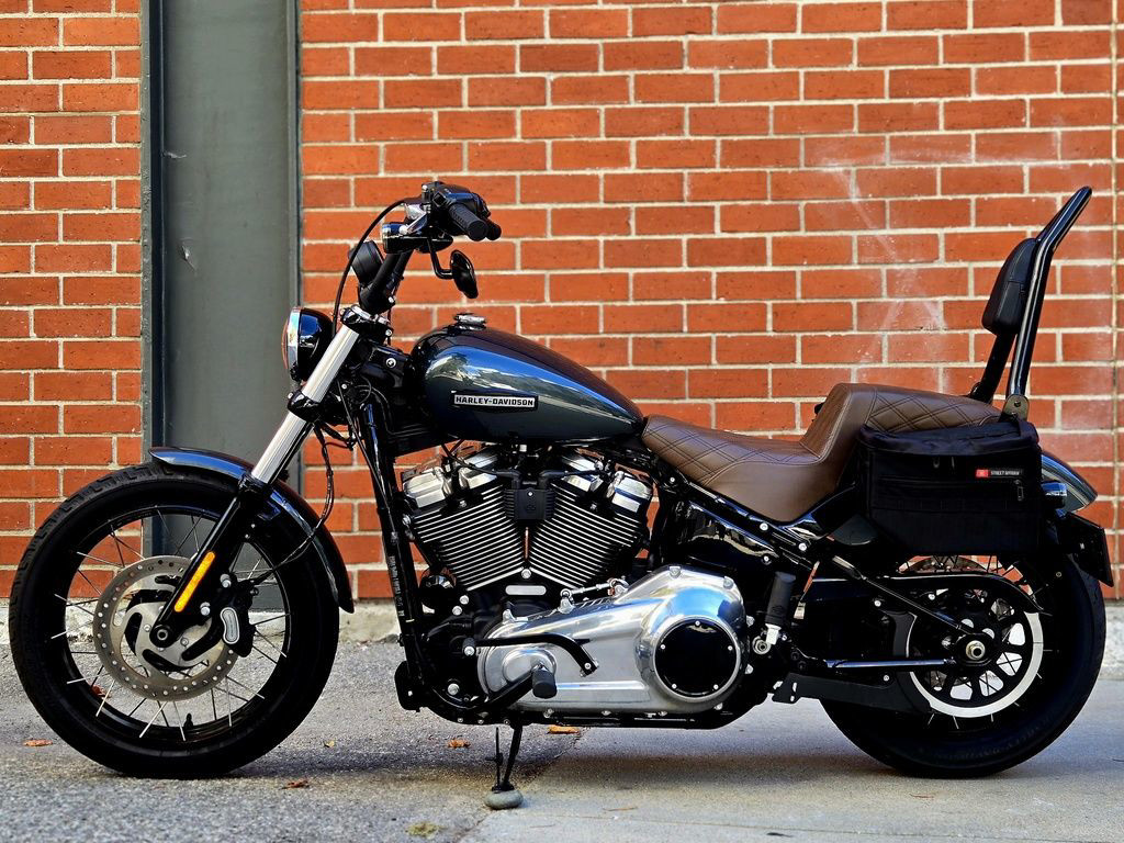 Street Bob®