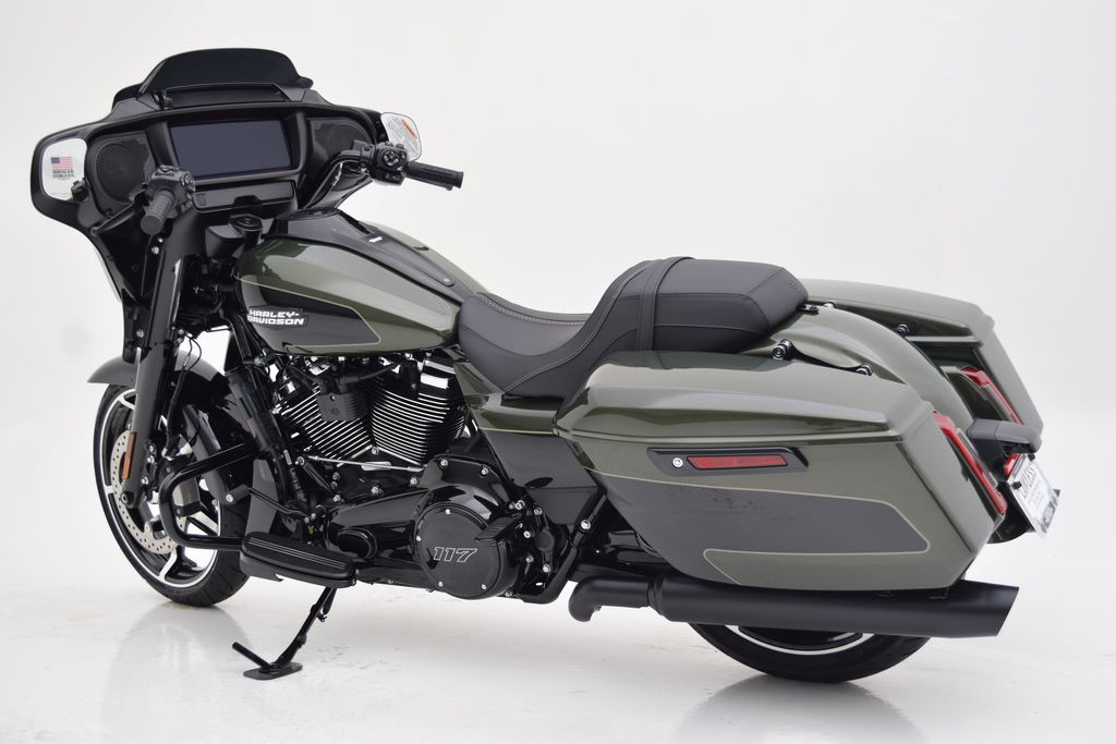 Street Glide®