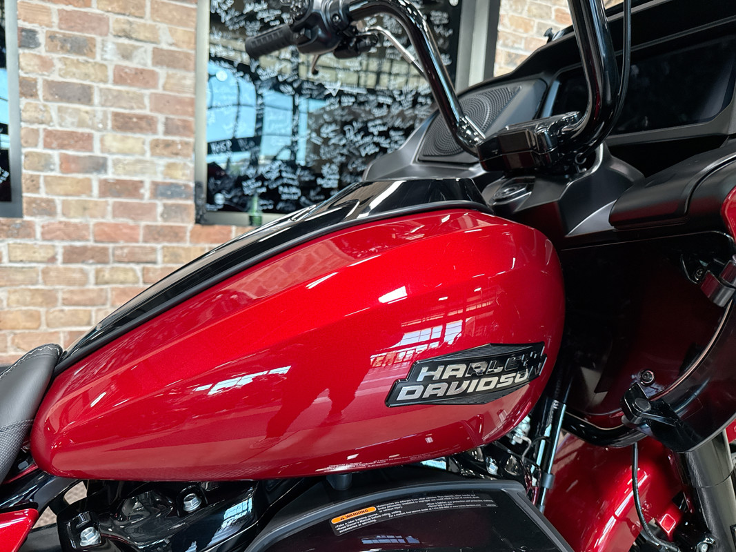 Road Glide®