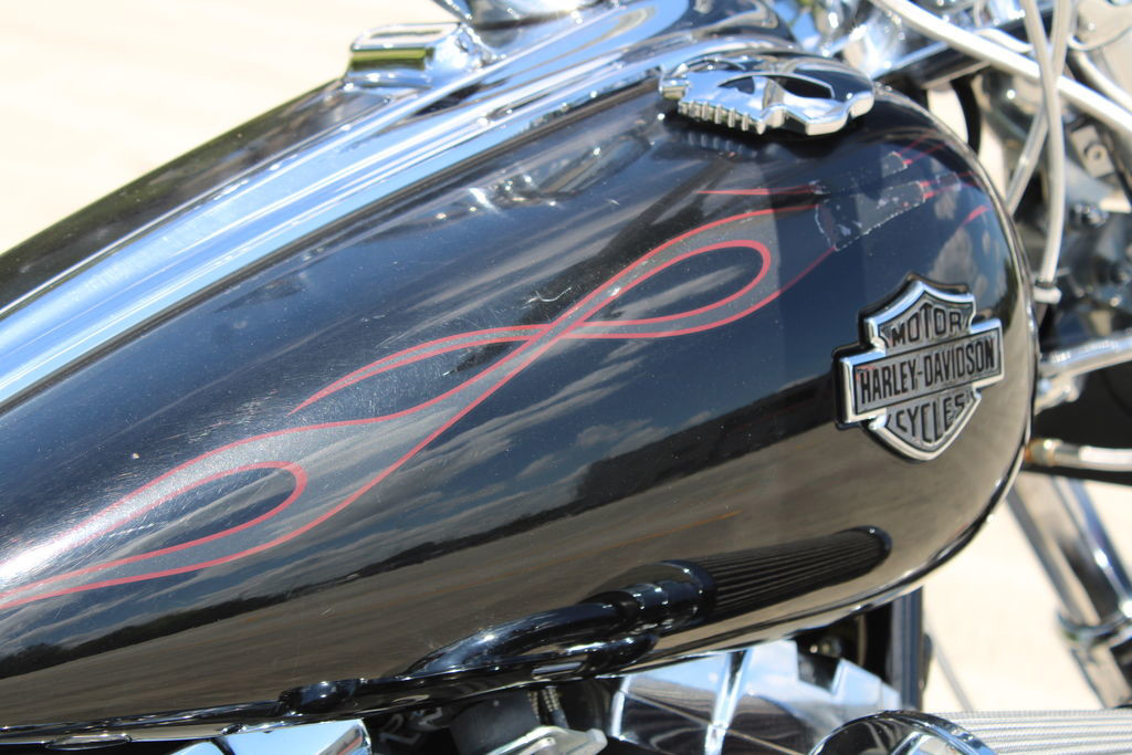 Softail® Rocker® C