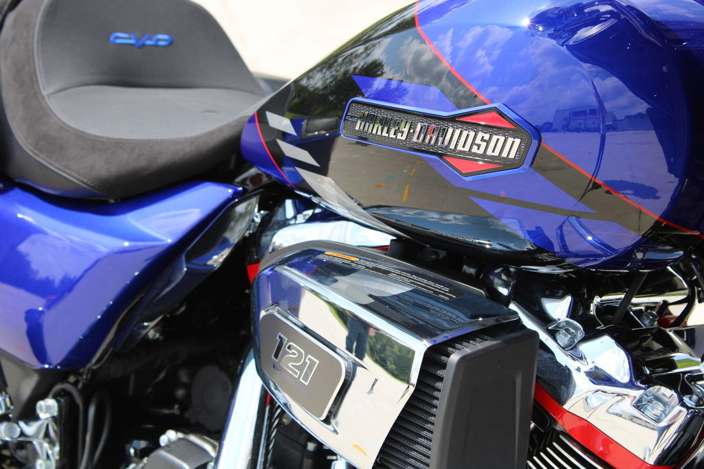 CVO® Street Glide®