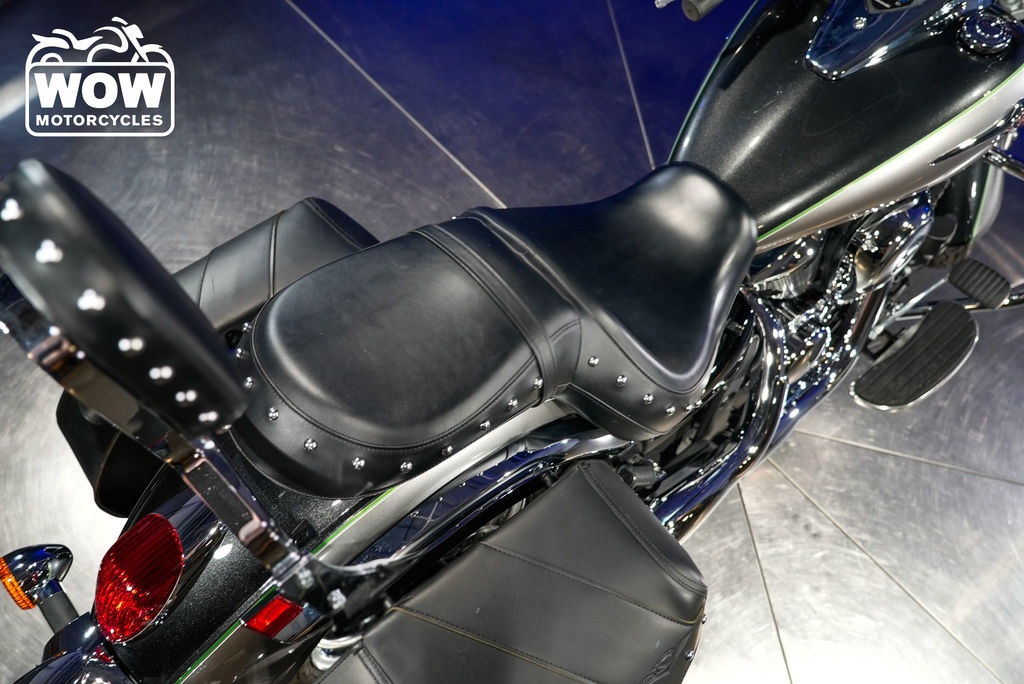 Vulcan 900 Classic LT