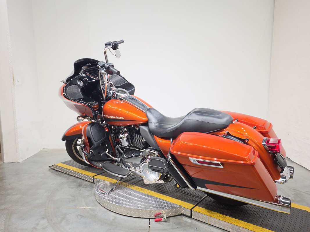 Road Glide® Ultra