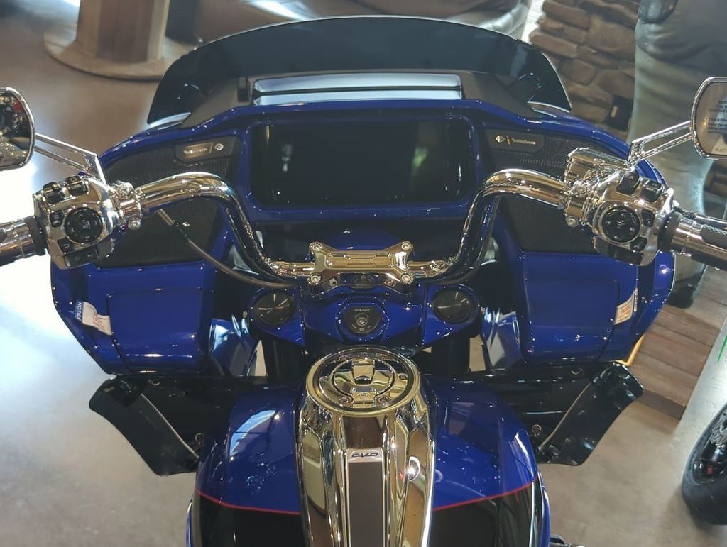 CVO® Road Glide®