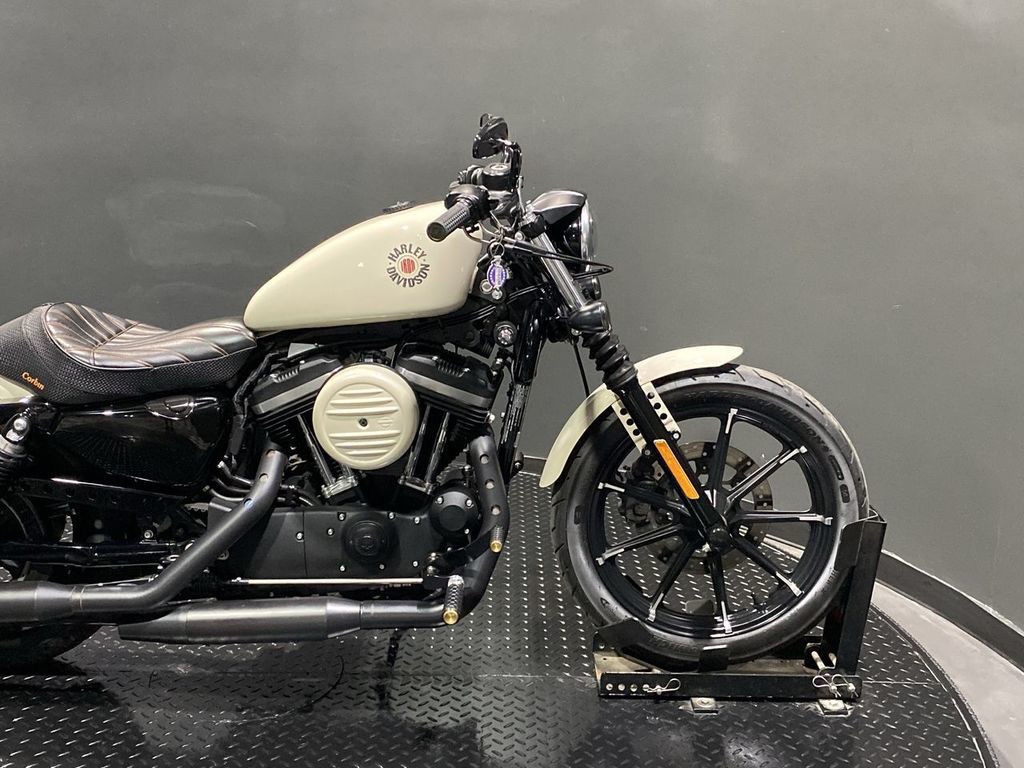 Iron 883®