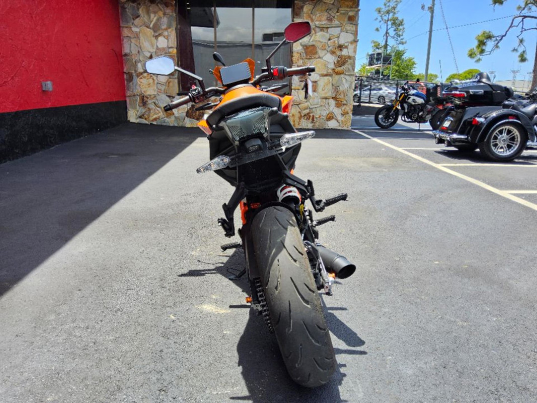 390 Duke