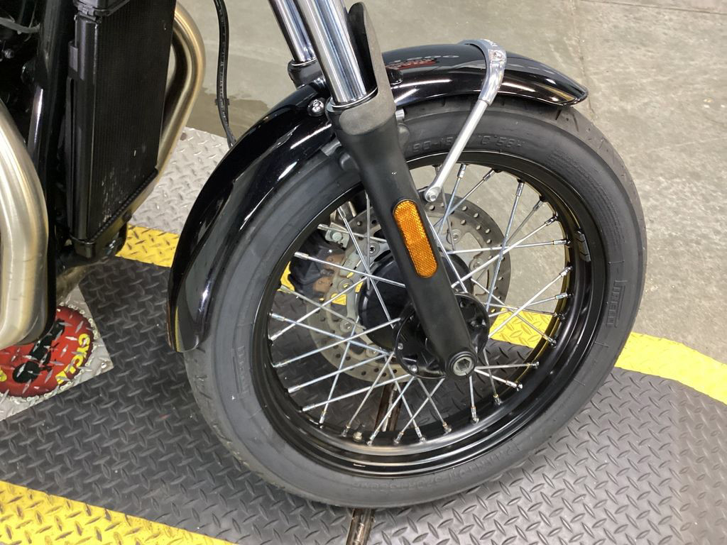 Bonneville T100