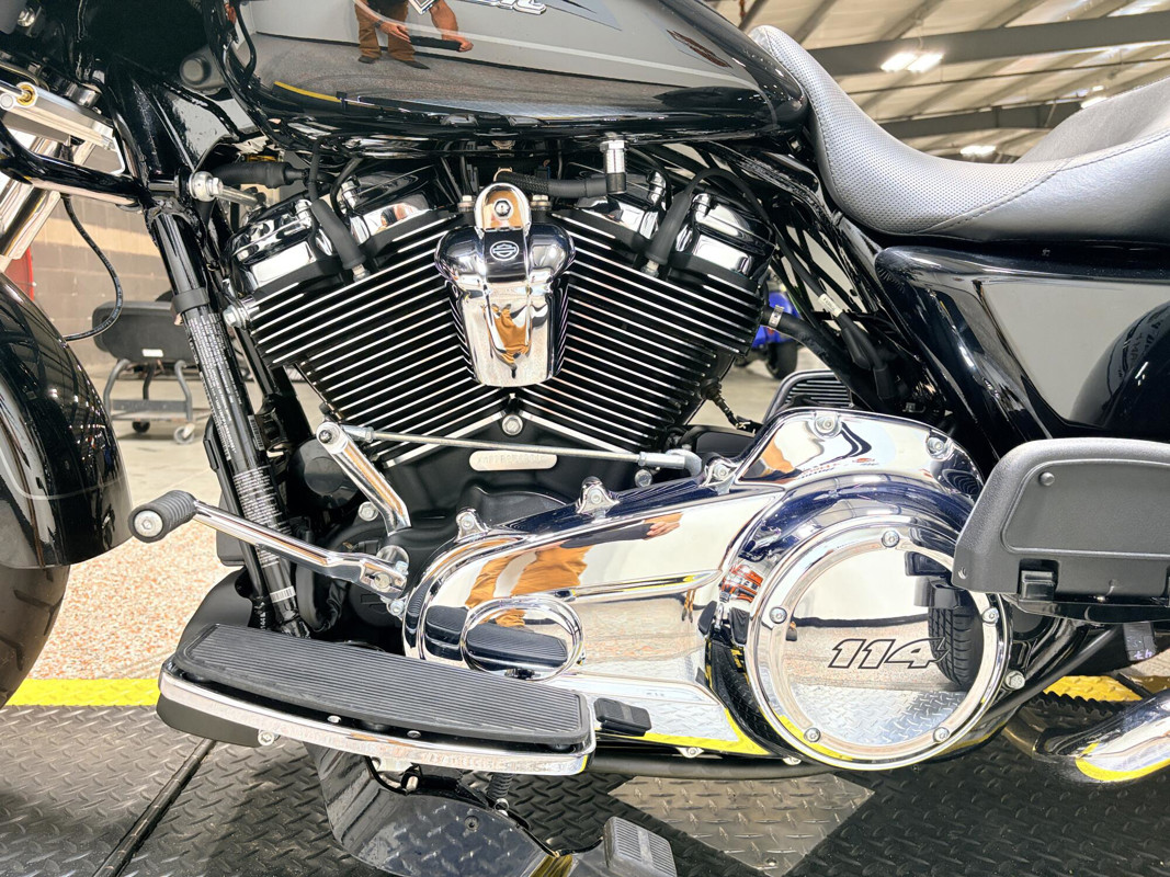 Road Glide® 3