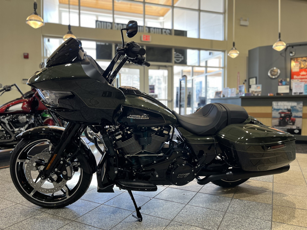 Road Glide®