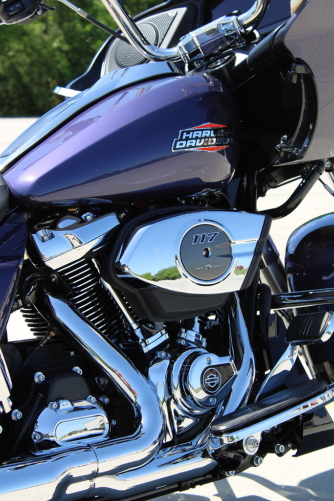Road Glide®