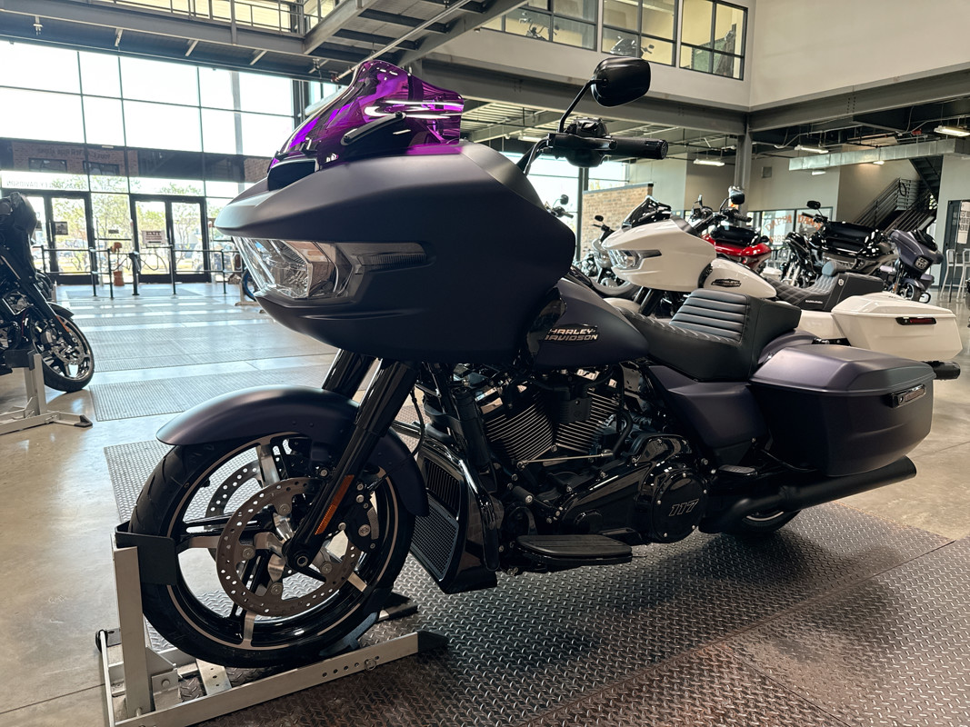 Road Glide®