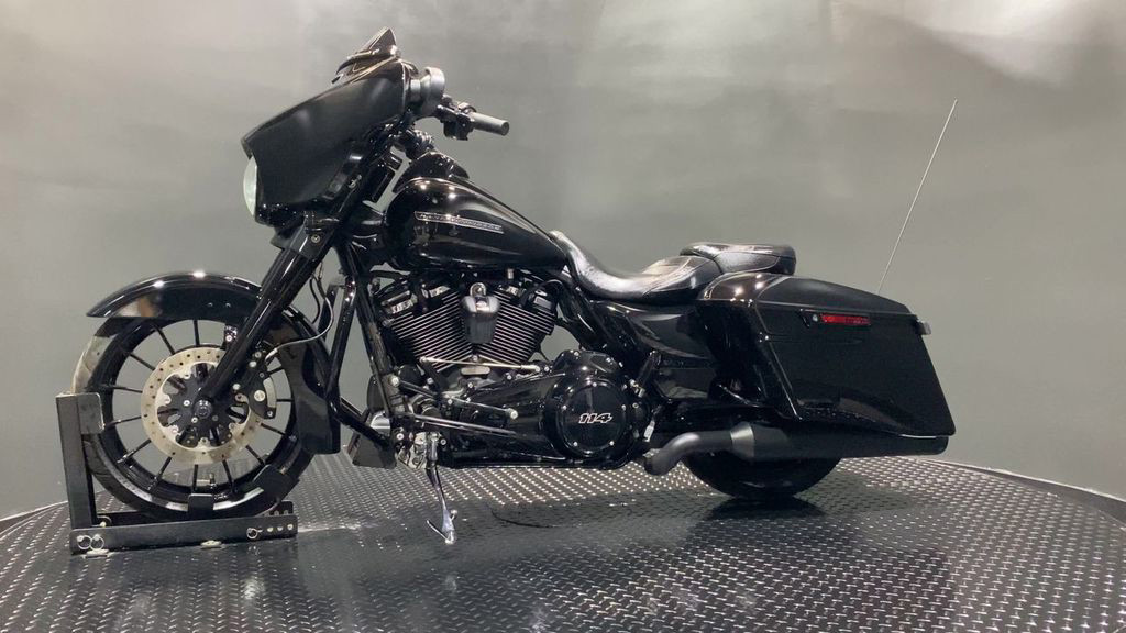 Street Glide® Special