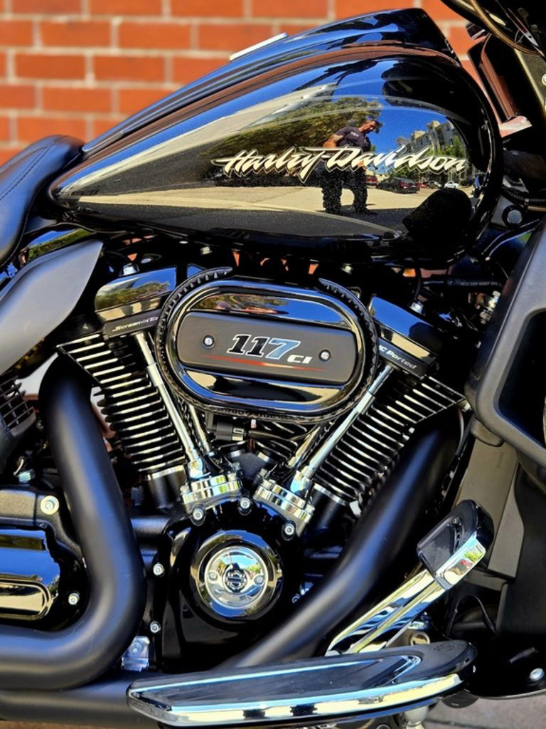 CVO® Street Glide®