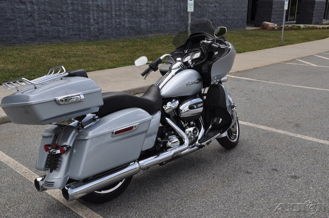 Road Glide®