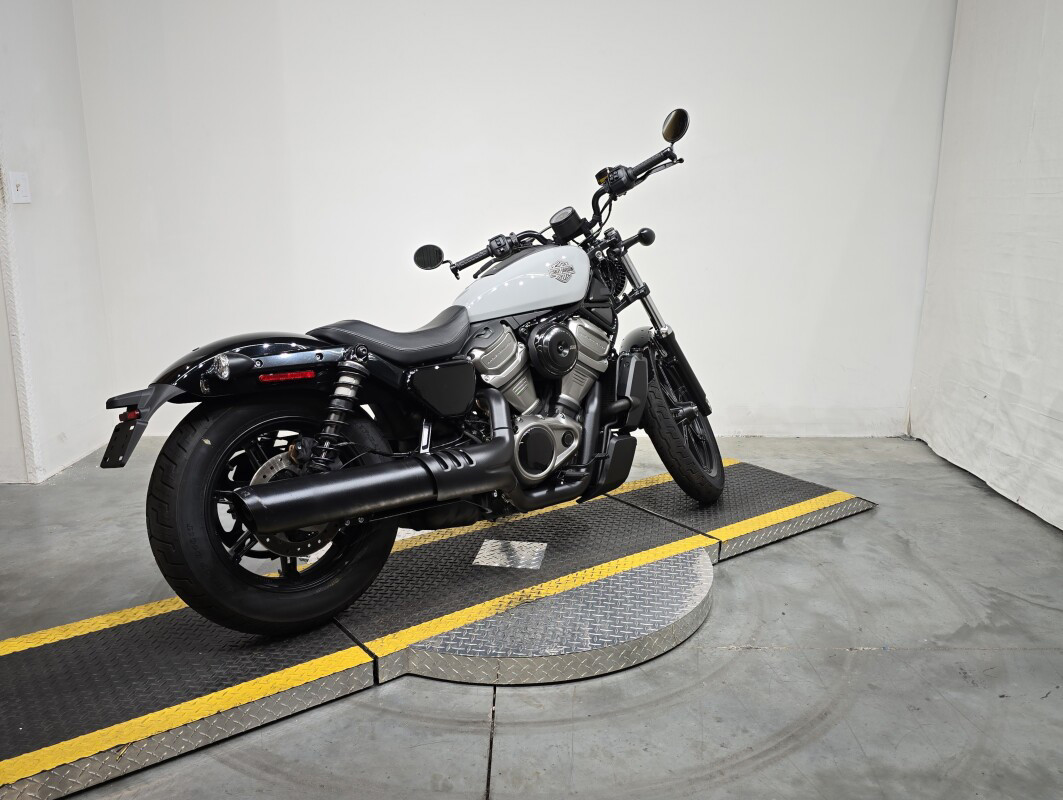 Nightster