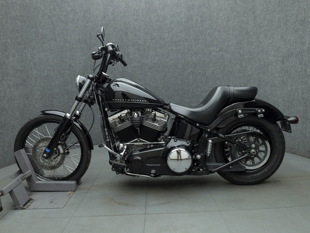 Softail® Blackline™