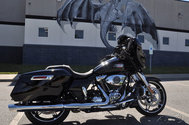 Street Glide®