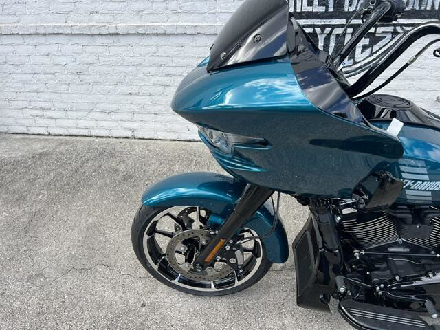 Road Glide® 3