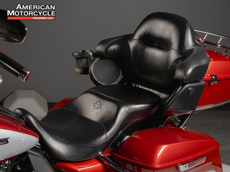 Road Glide® Ultra