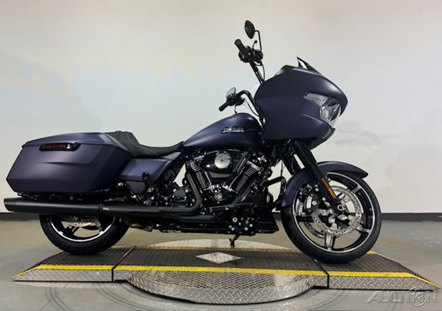 Road Glide®