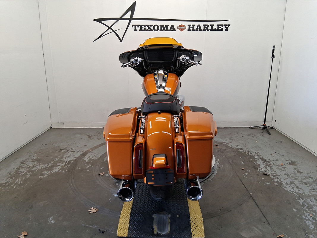 CVO® Street Glide®