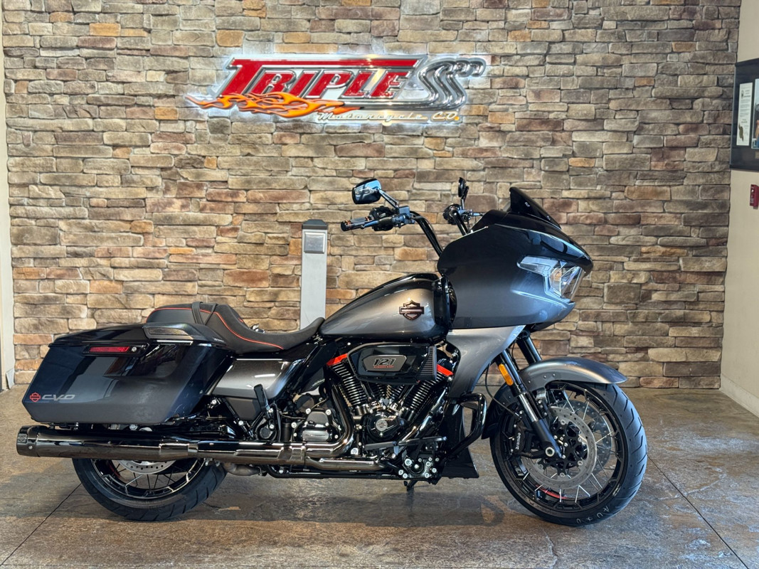 CVO® Road Glide®