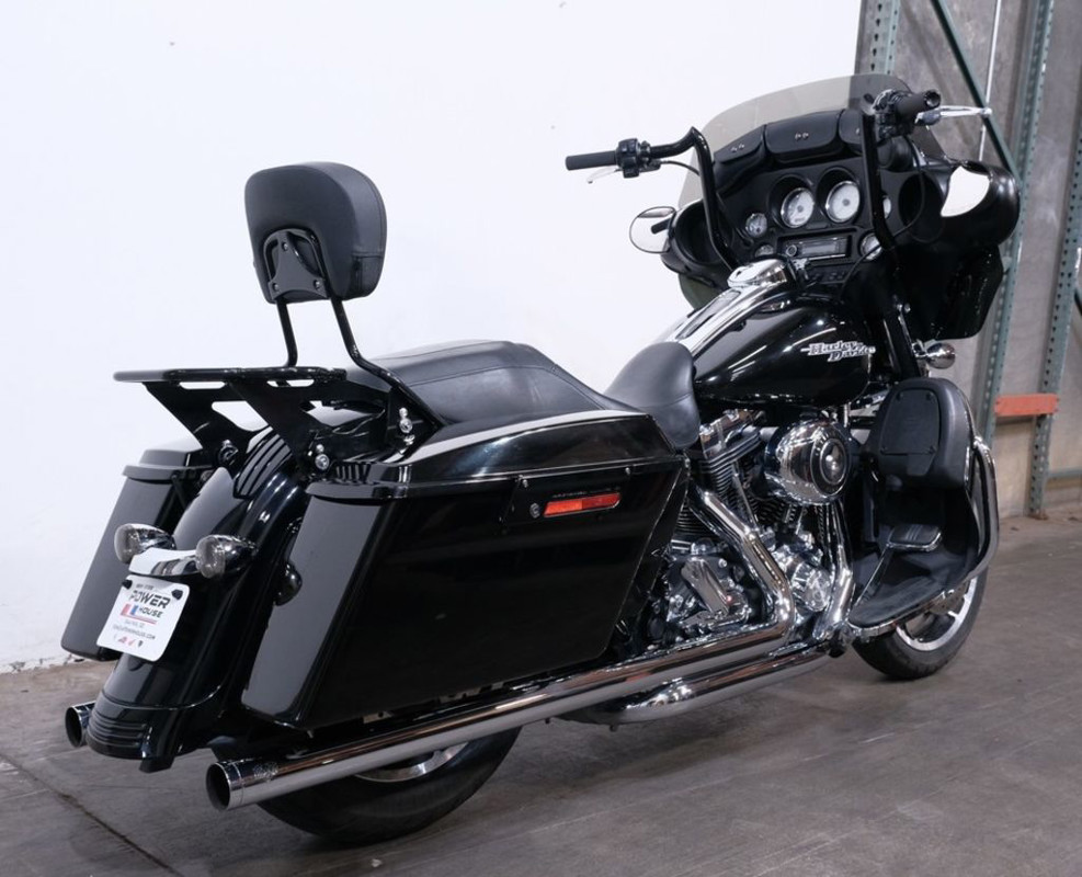 Street Glide®