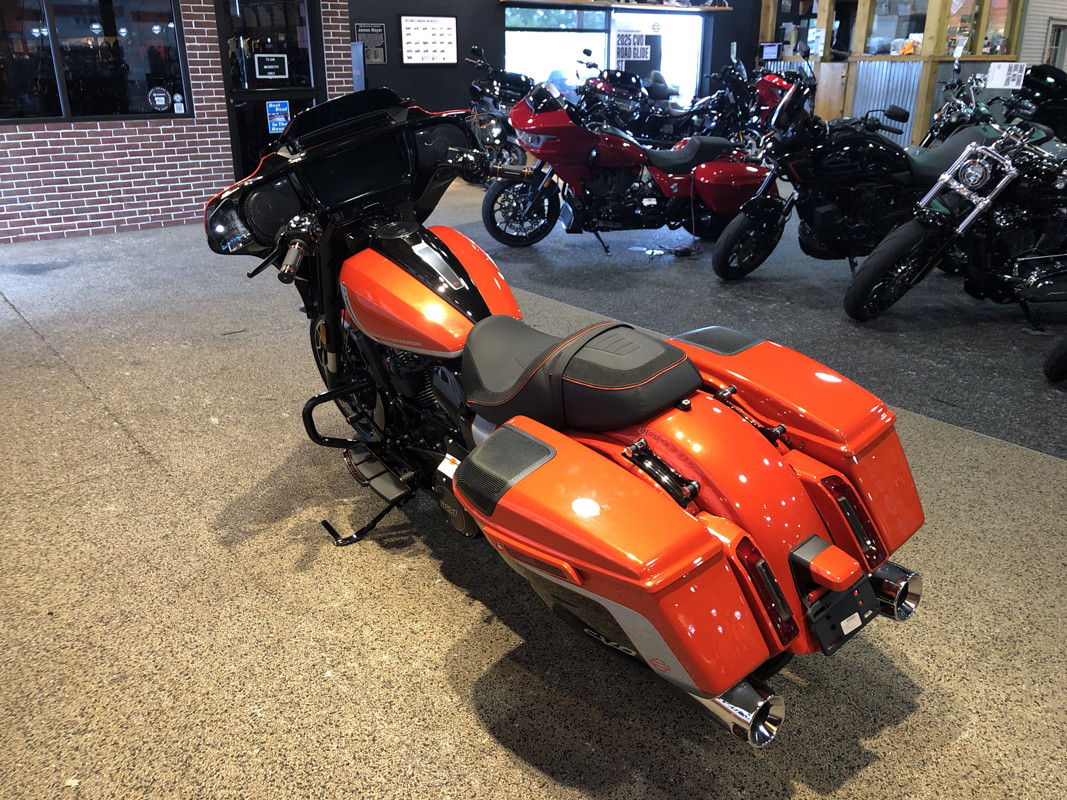CVO® Street Glide®