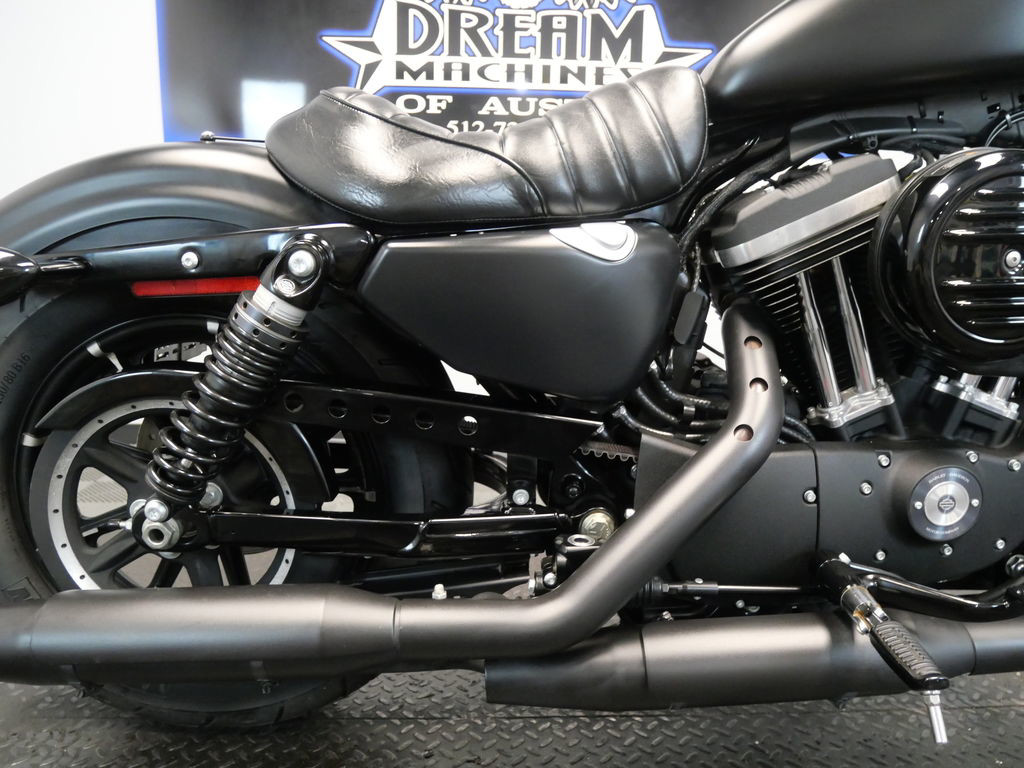 Iron 883®
