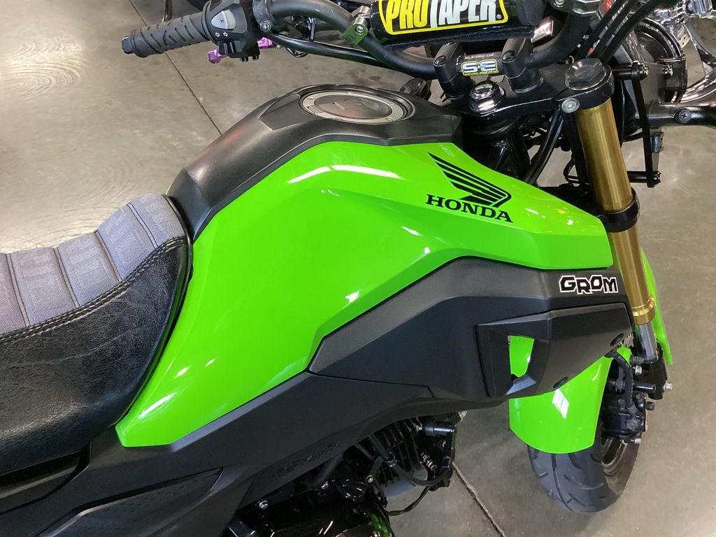 Grom