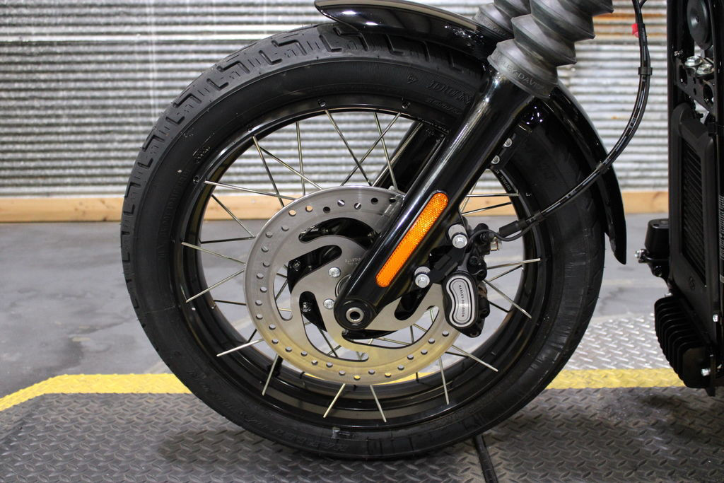 Street Bob®
