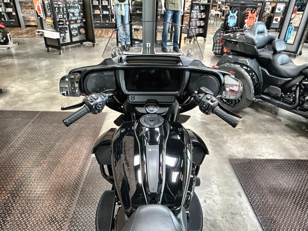 Street Glide® Ultra