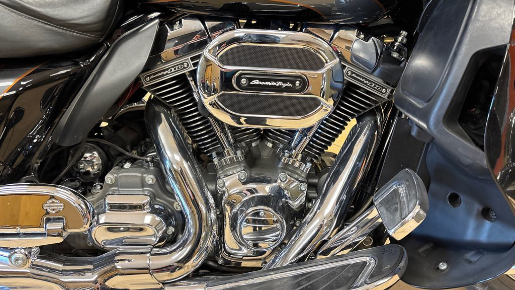 CVO® Road Glide® Ultra