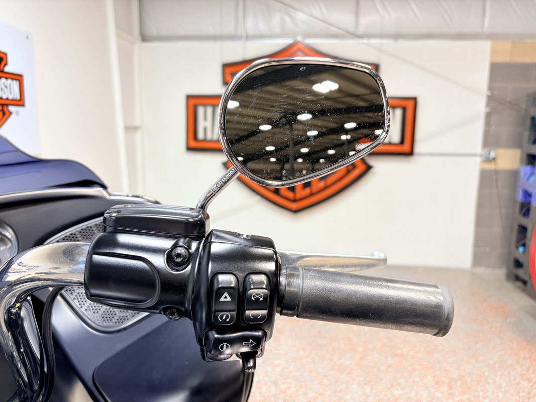 Road Glide® Ultra