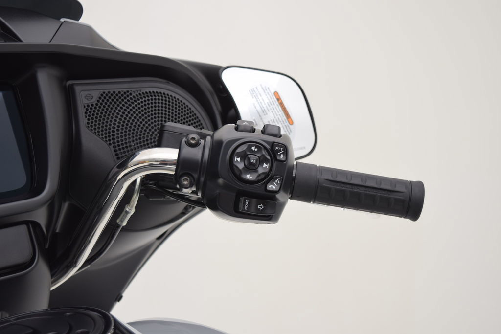 Street Glide®