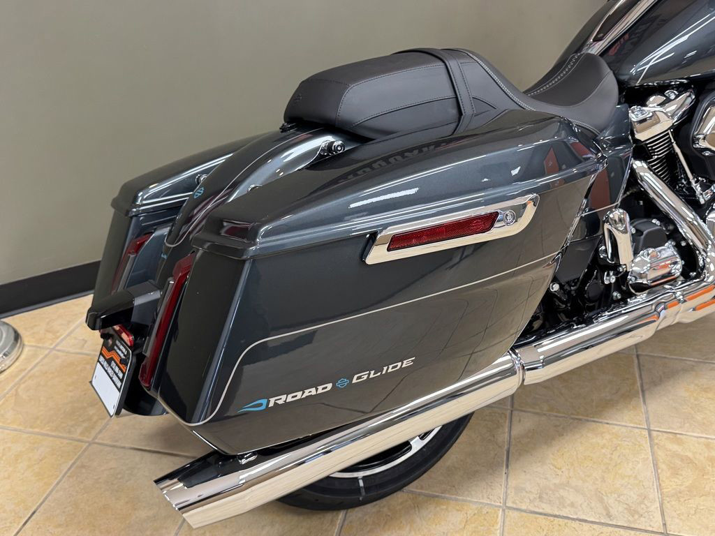 Road Glide®