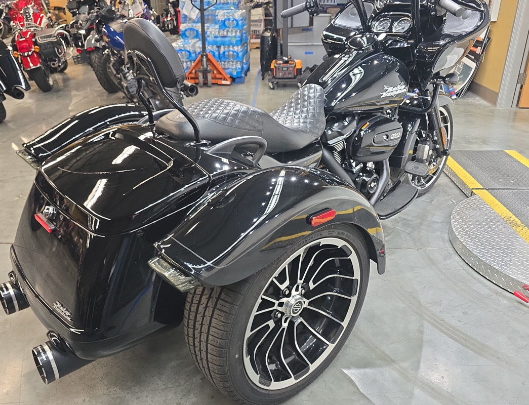 Road Glide® 3
