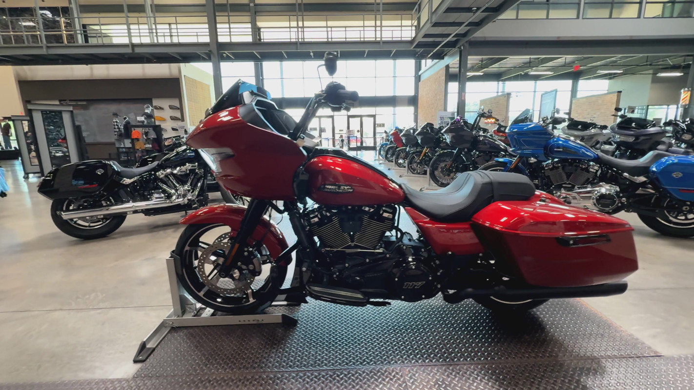 Road Glide®