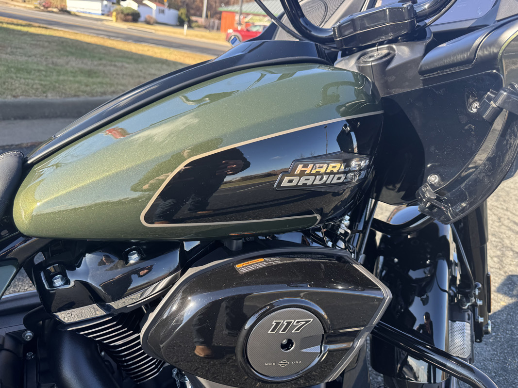 Road Glide®